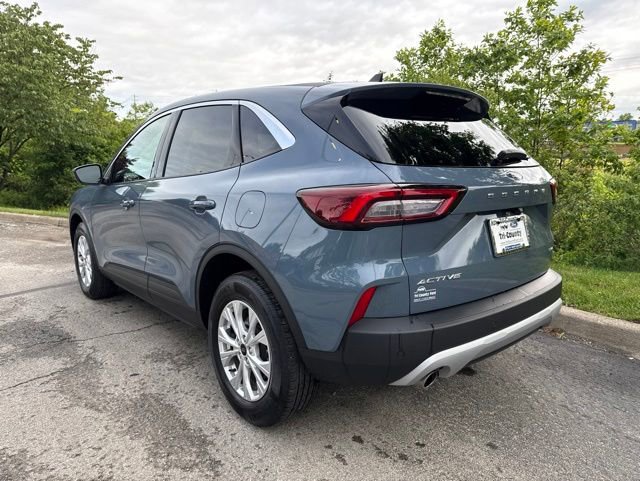 Used 2023 Ford Escape Active w/ Tech Pack #2 AWD/4WD image 6