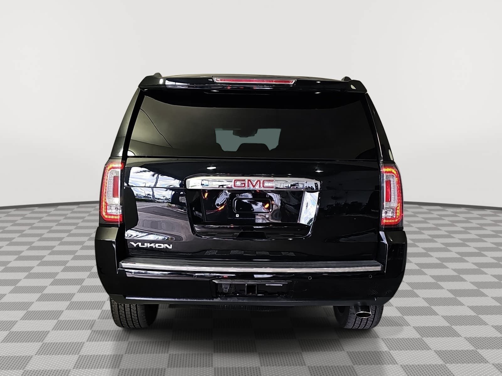 Used 2019 GMC Yukon Denali w/ Denali Ultimate Package RWD image 7