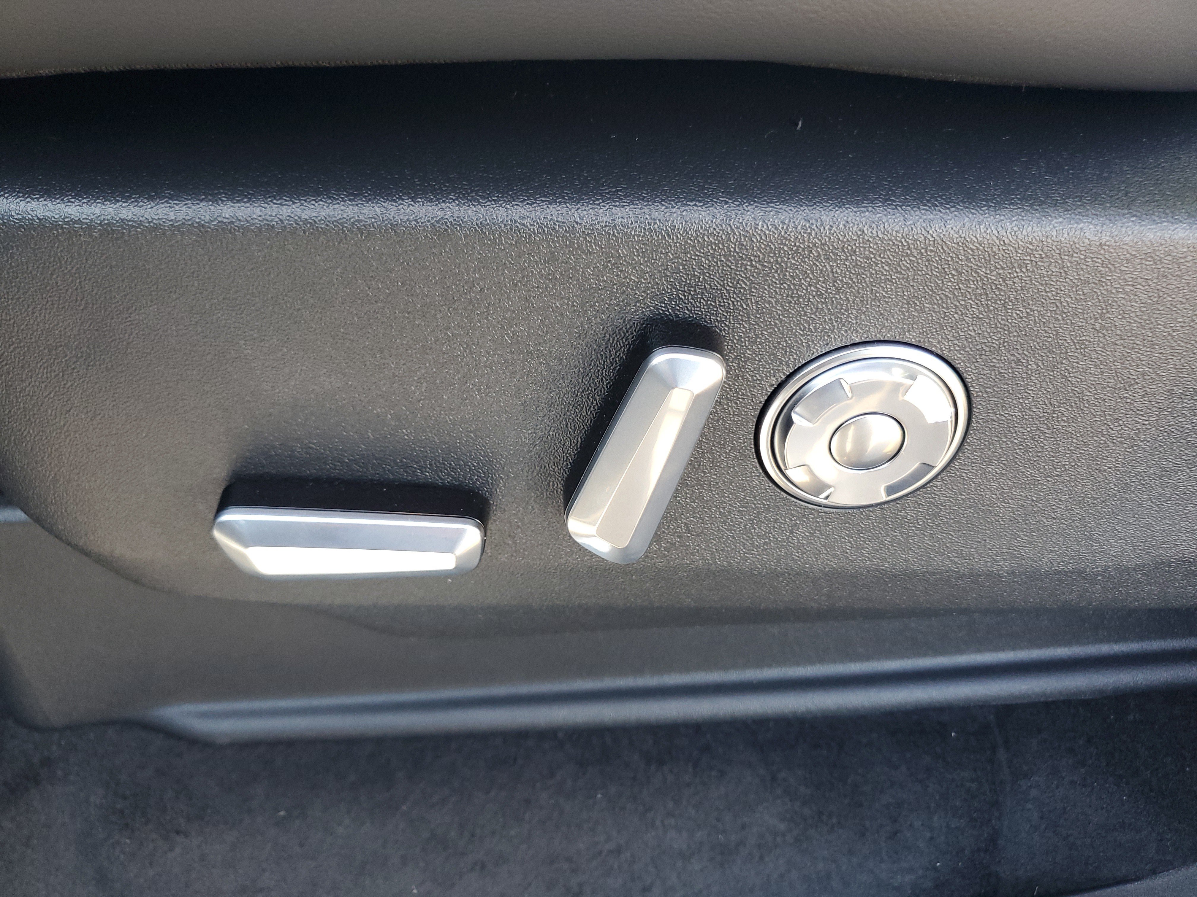 New 2027 Lincoln Navigator Reserve AWD/4WD image 13