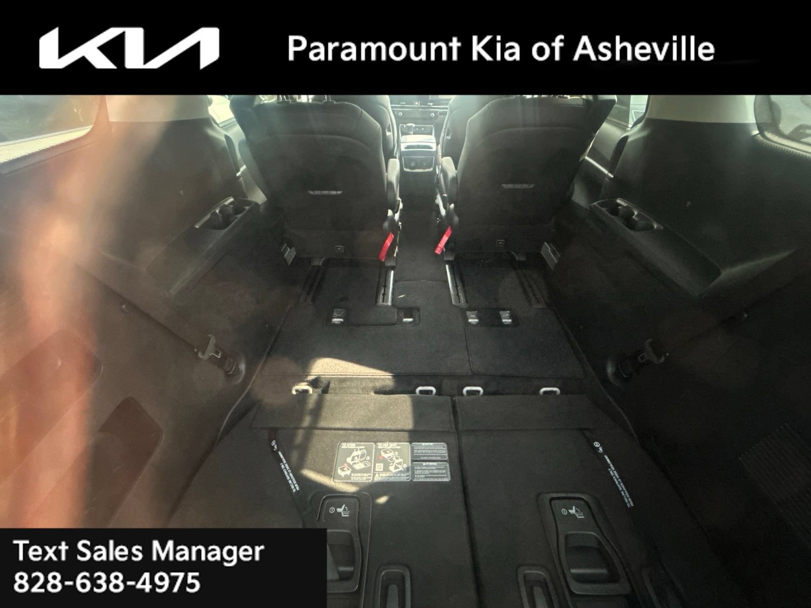 Certified 2025 Kia Carnival SX Prestige FWD image 9