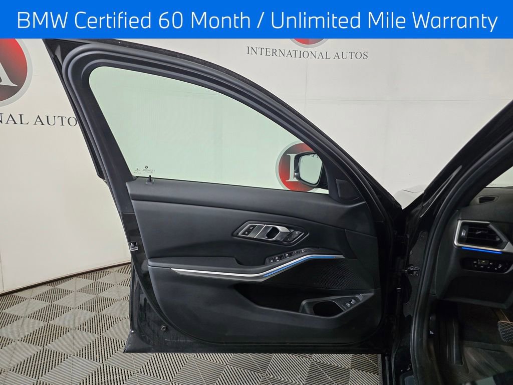 Certified 2023 BMW 330i xDrive Sedan w/ Premium Package AWD/4WD image 11
