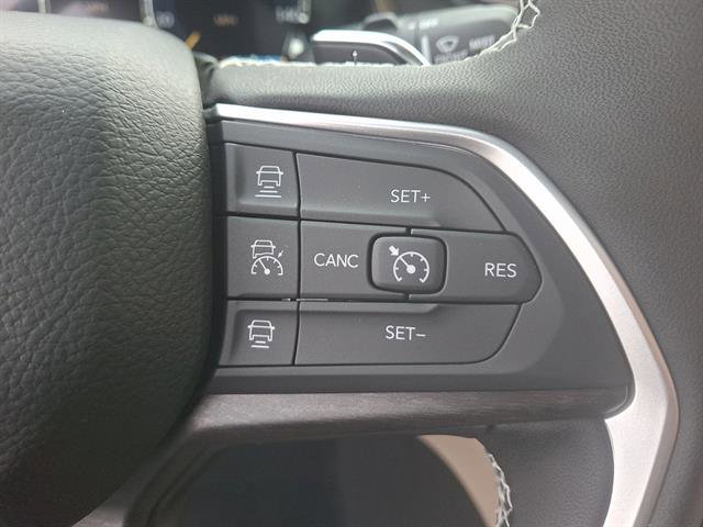 New 2025 Jeep Grand Cherokee Limited image 19