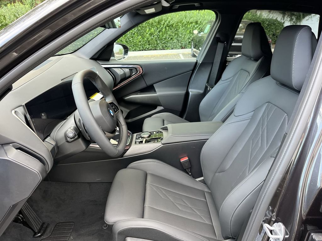 New 2025 BMW X3 xDrive30i w/ Premium Package image 11