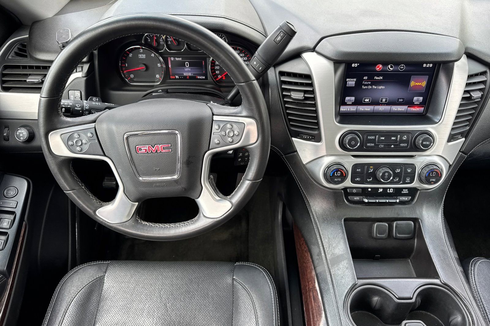 Used 2015 GMC Yukon SLE w/ Convenience Package AWD/4WD image 16