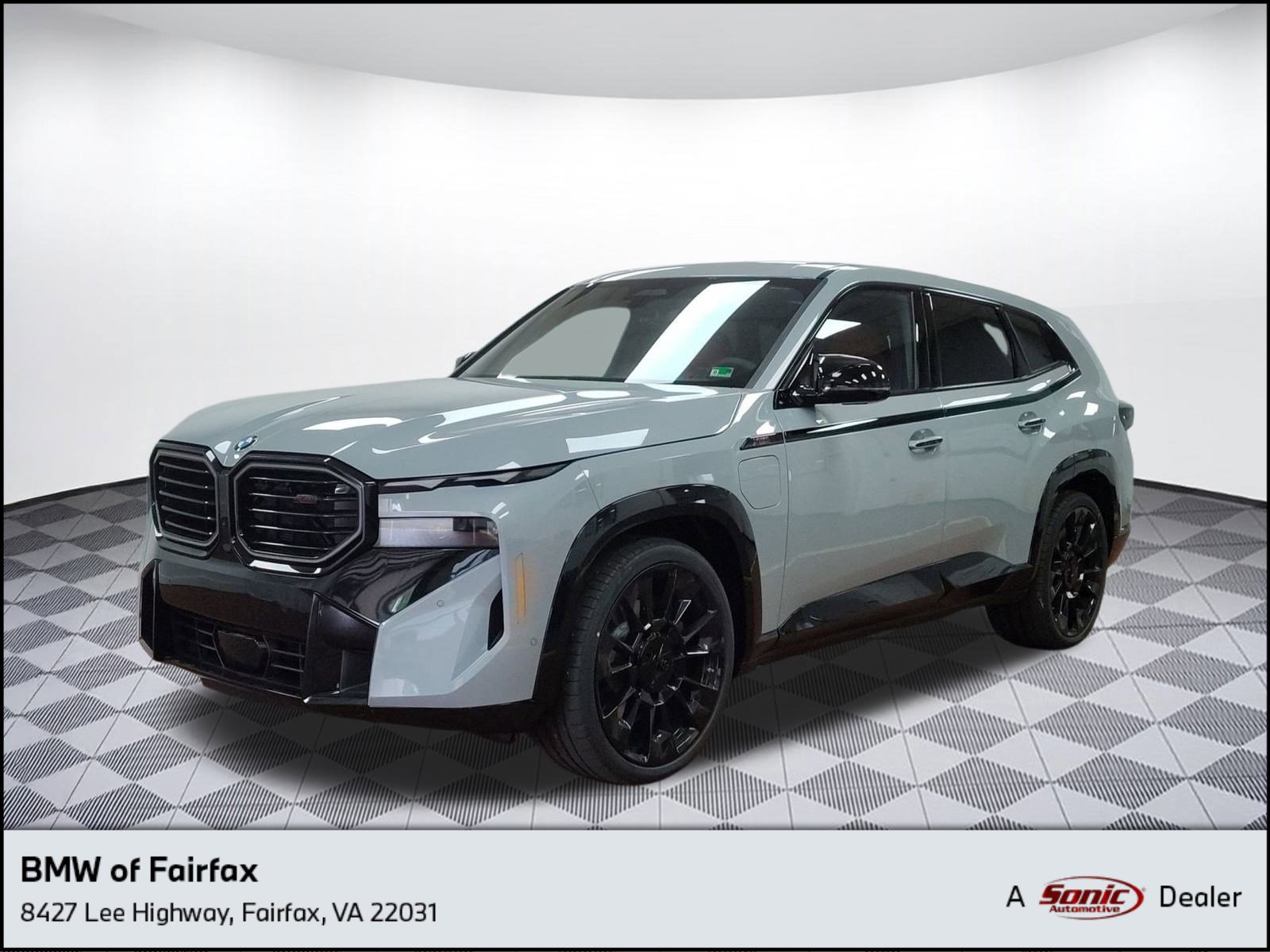 Used 2026 BMW XM Label Red image 1