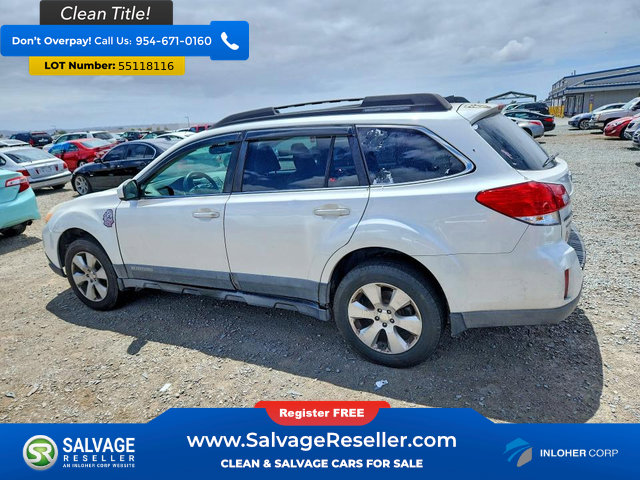 Used 2011 Subaru Outback 2.5i Premium AWD/4WD image 3