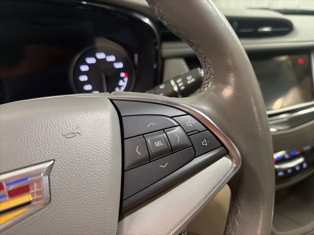 Used 2023 Cadillac XT5 Premium Luxury w/ Technology Package image 17