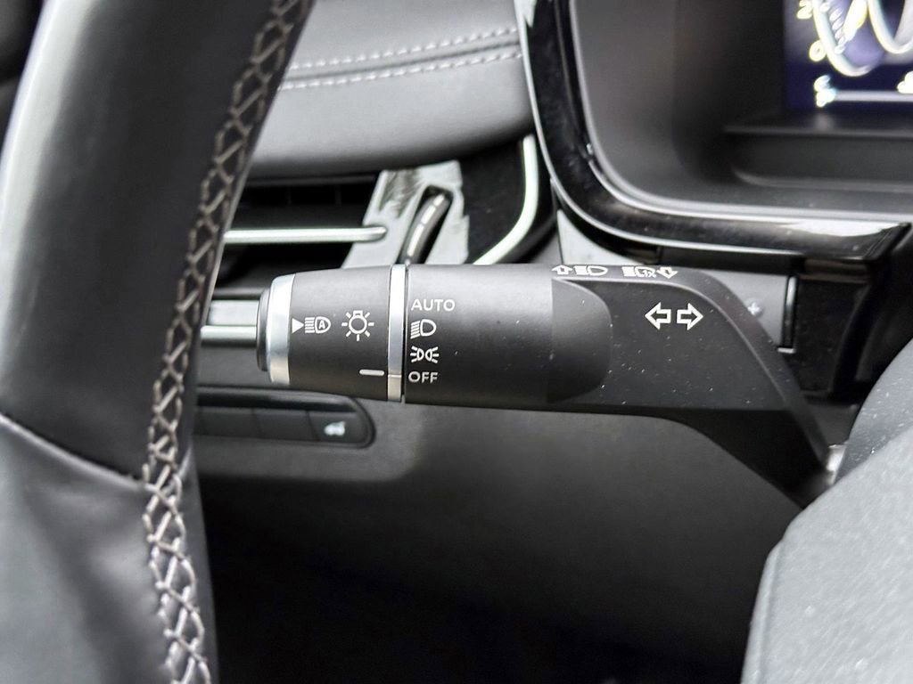 Used 2024 INFINITI QX60 Luxe w/ Performance Audio Package image 25