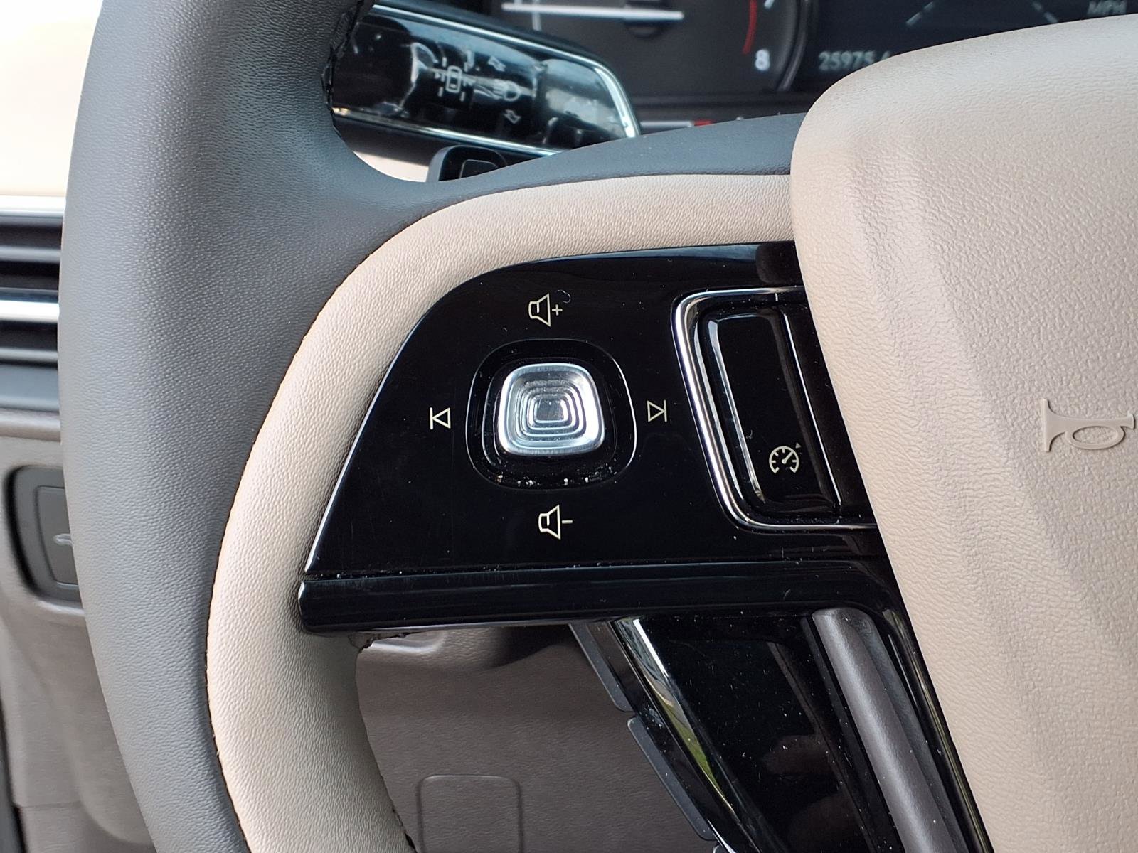 Certified 2022 Lincoln Corsair FWD image 21