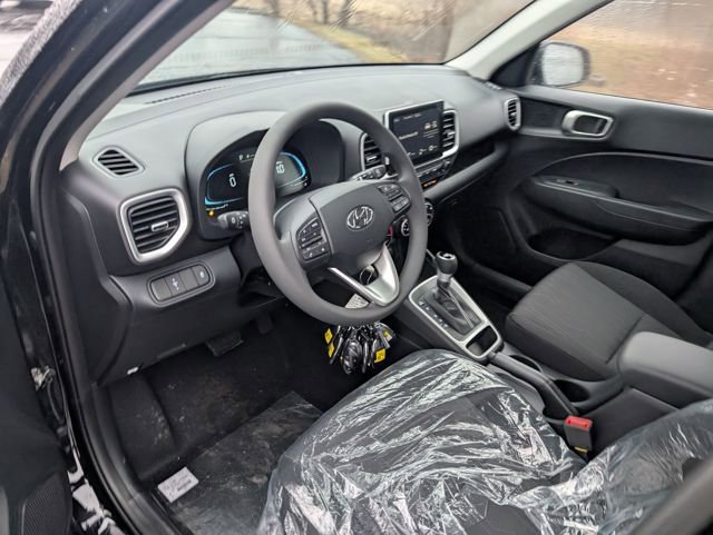 New 2026 Hyundai Venue SE image 13