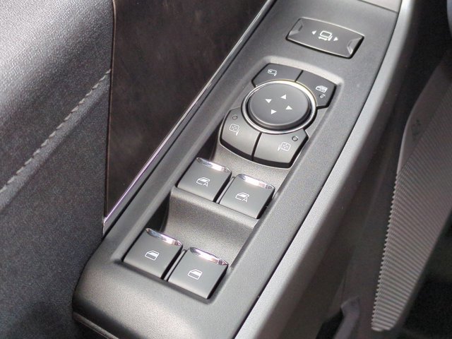 New 2026 Ford F250 Lariat w/ Black Appearance Package image 24