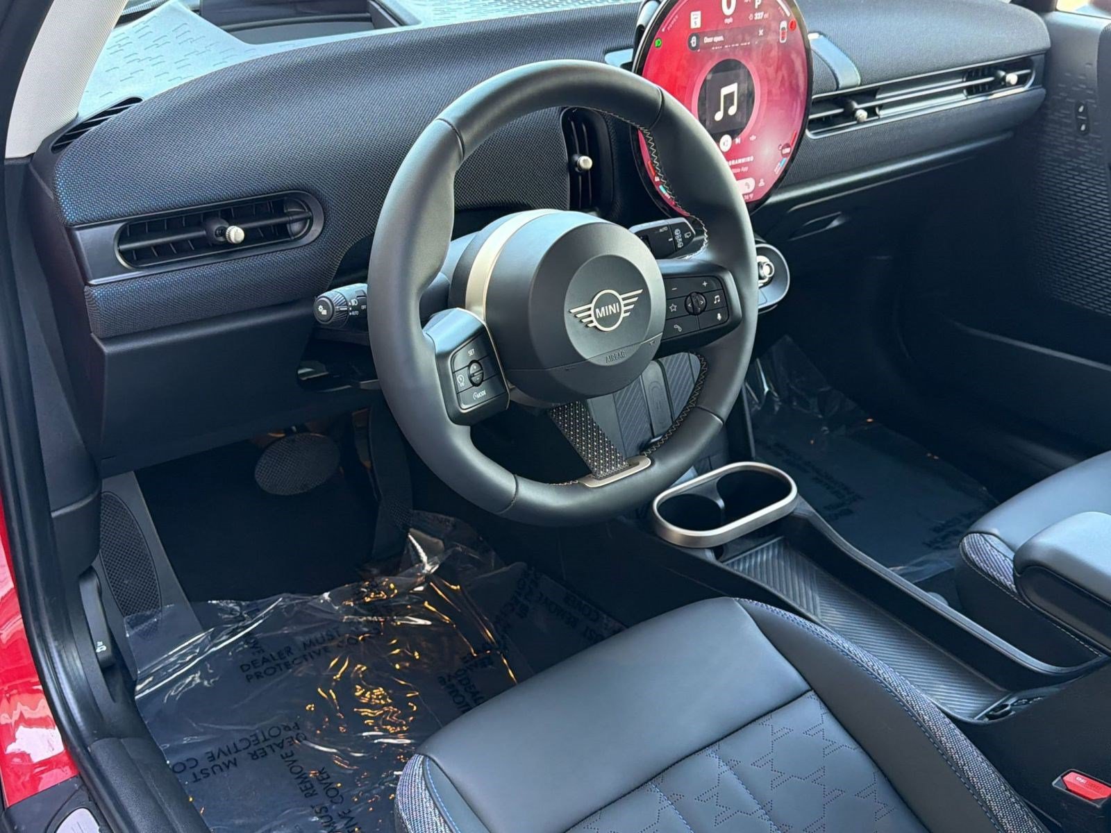 Used 2026 MINI Cooper 2-Door Hardtop FWD image 4