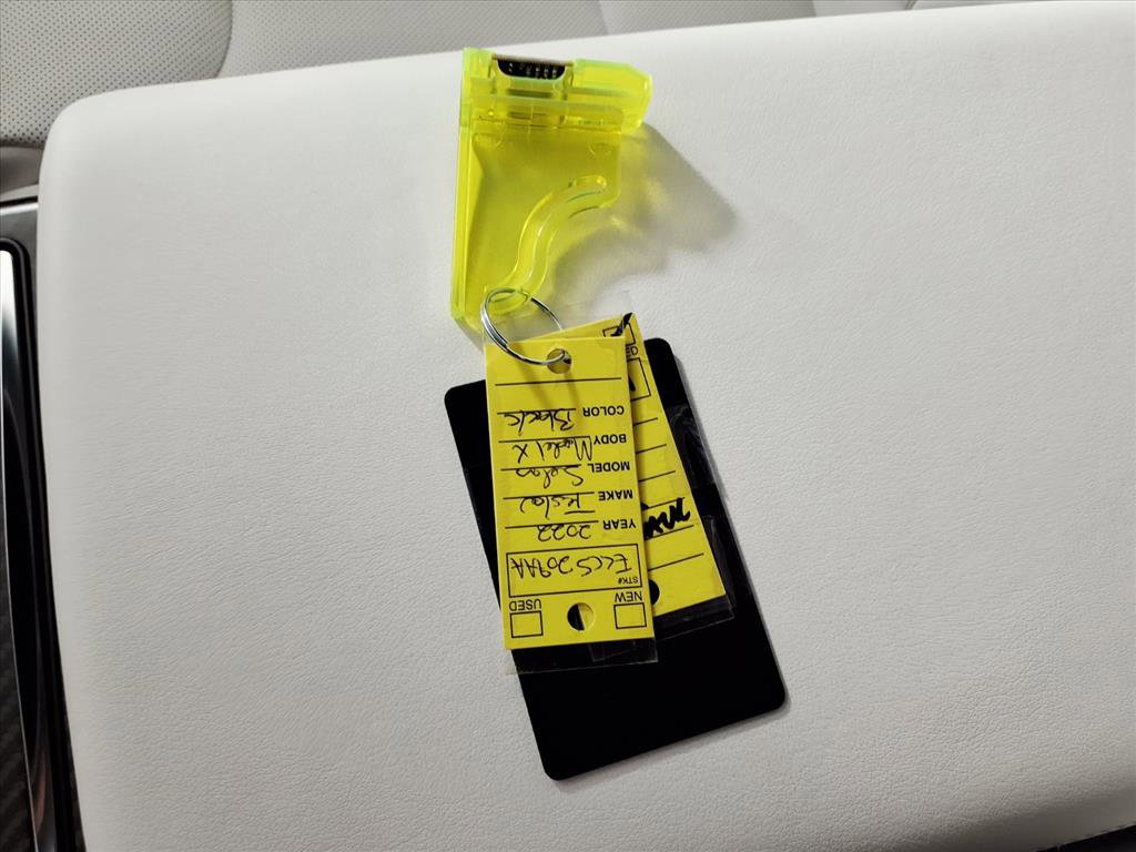 Used 2022 Tesla Model X Plaid image 22