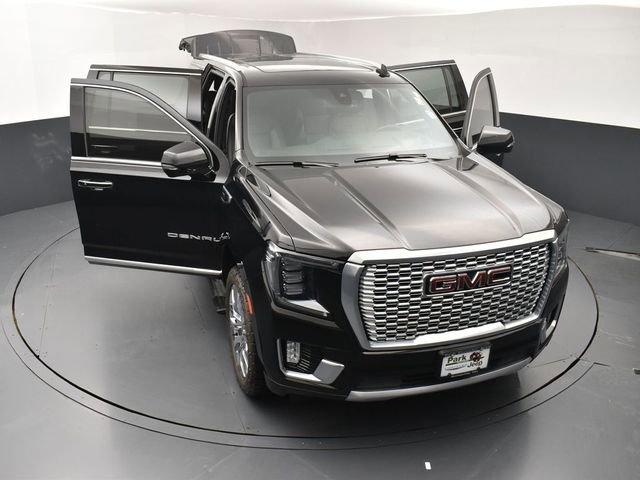 Used 2021 GMC Yukon XL Denali AWD/4WD image 24