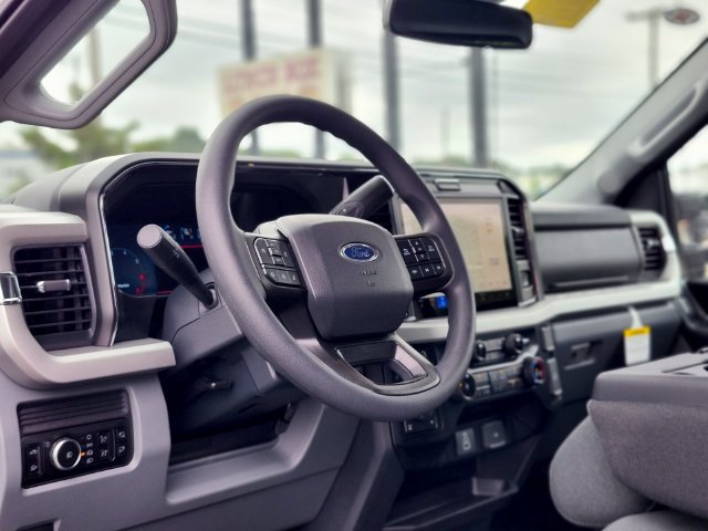 New 2026 Ford F250 XLT w/ XLT Premium Package AWD/4WD image 19