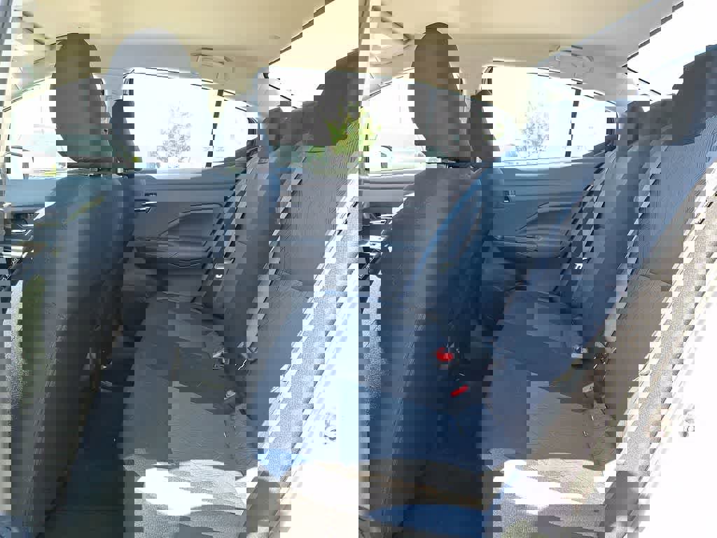 Used 2025 Nissan Versa SV image 10