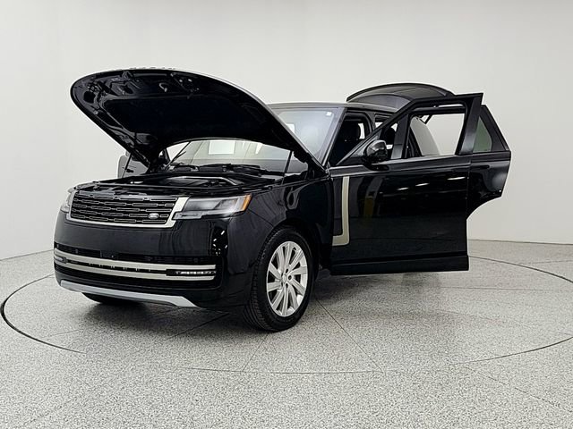 Certified 2024 Land Rover Range Rover SE AWD/4WD image 9