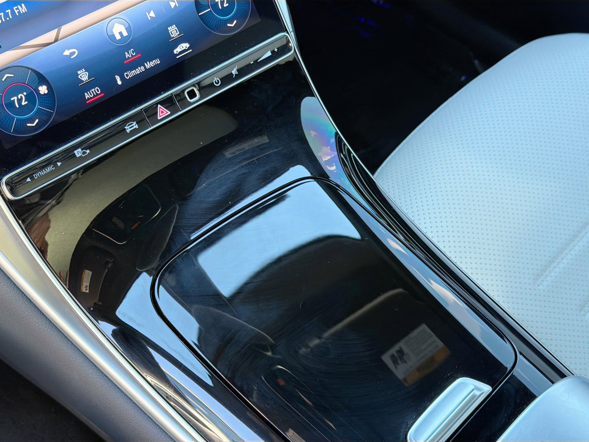 Used 2024 Mercedes-Benz GLC 300 4MATIC image 34