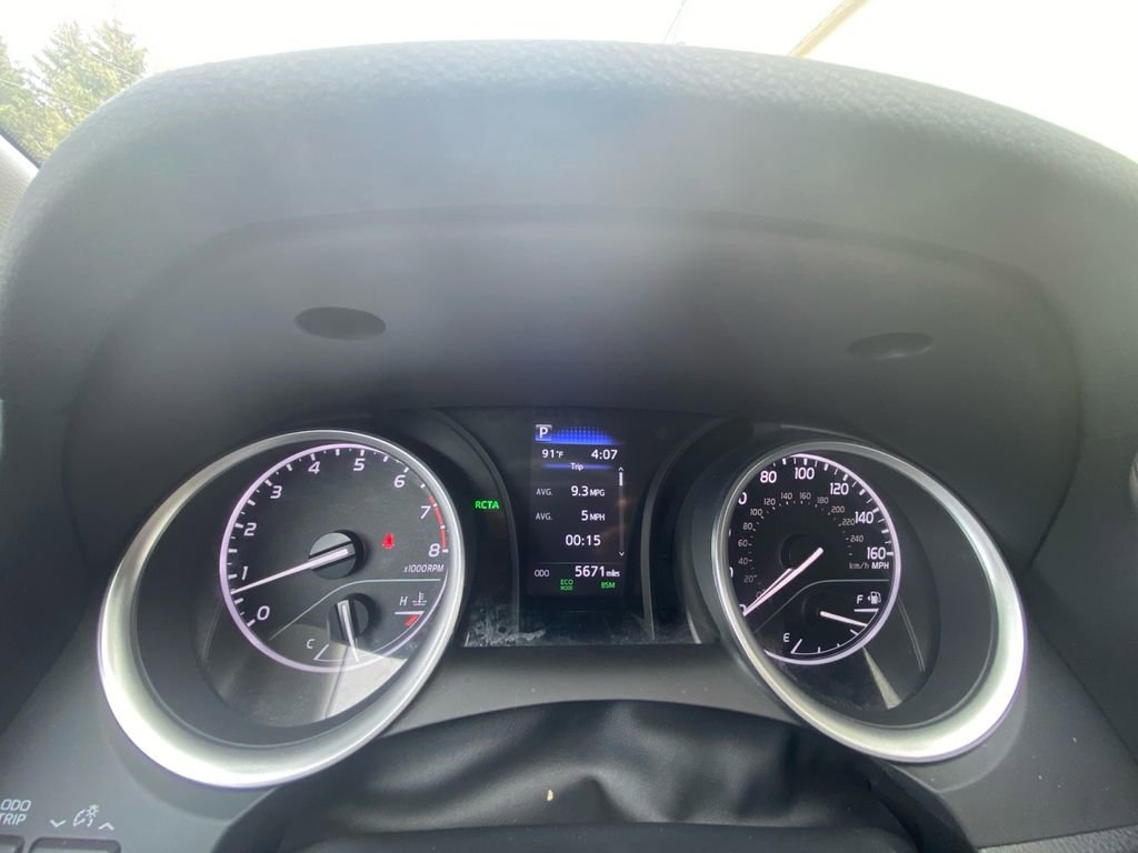 Used 2024 Toyota Camry LE FWD image 16