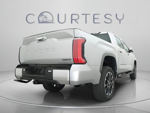 Used 2025 Toyota Tundra Limited AWD/4WD image 10
