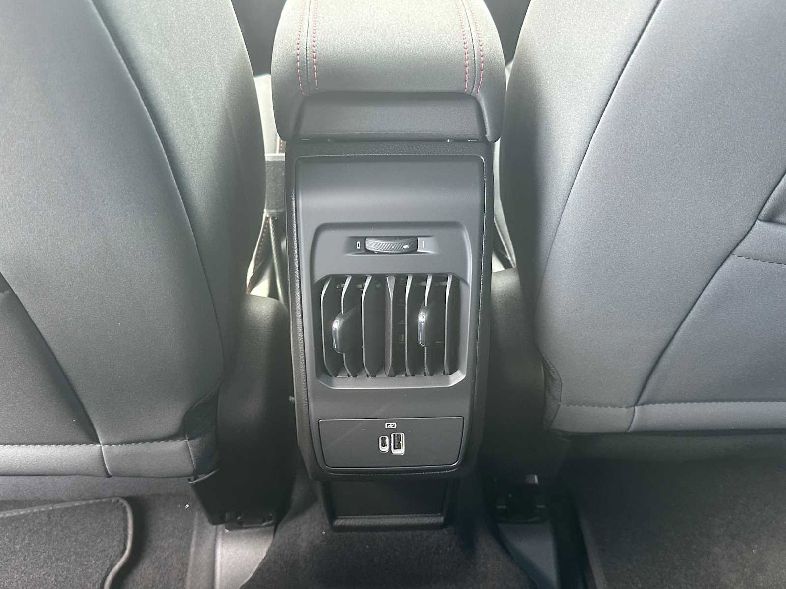 New 2025 Dodge Hornet GT image 15