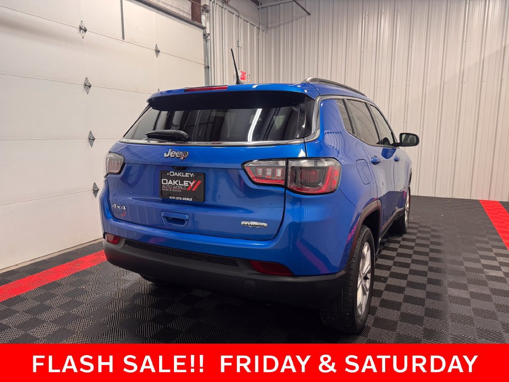Used 2024 Jeep Compass Latitude AWD/4WD image 17