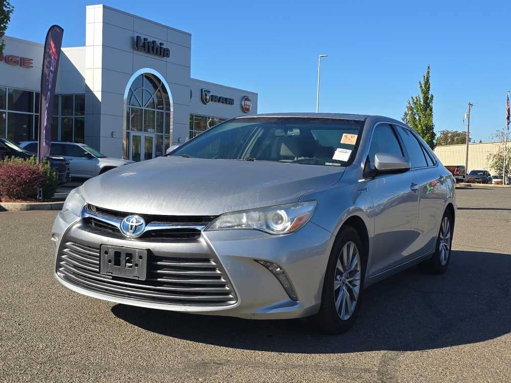 Used 2016 Toyota Camry XLE w/ Moonroof Package