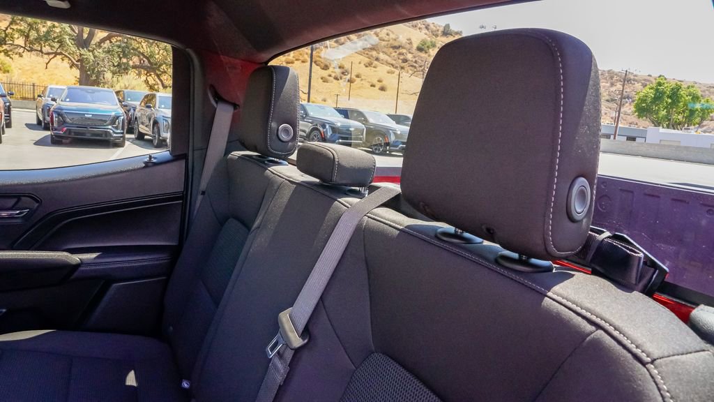 Used 2024 GMC Canyon Elevation w/ Trailering Package image 18