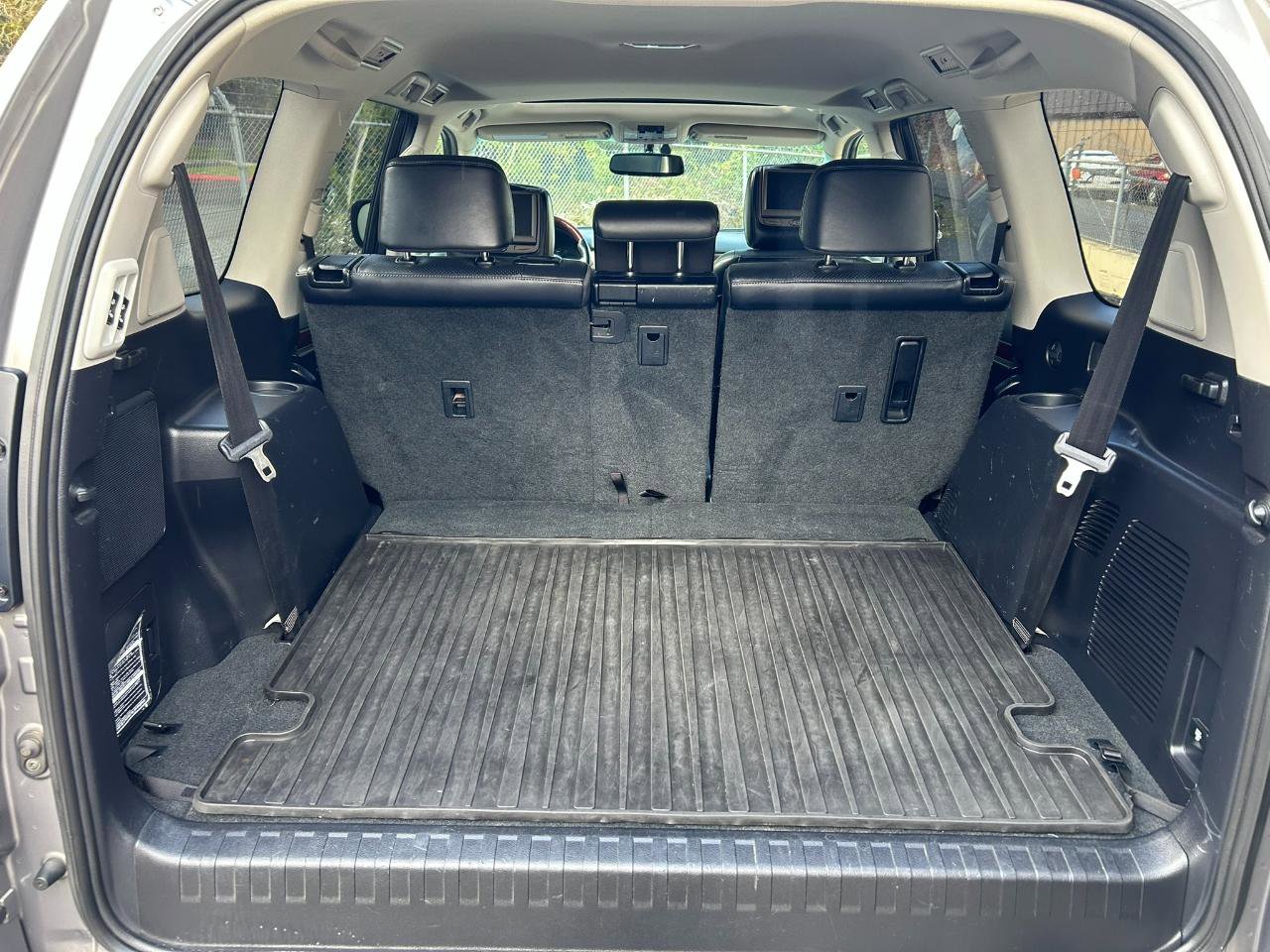 Used 2013 Lexus GX 460 Premium AWD/4WD image 18