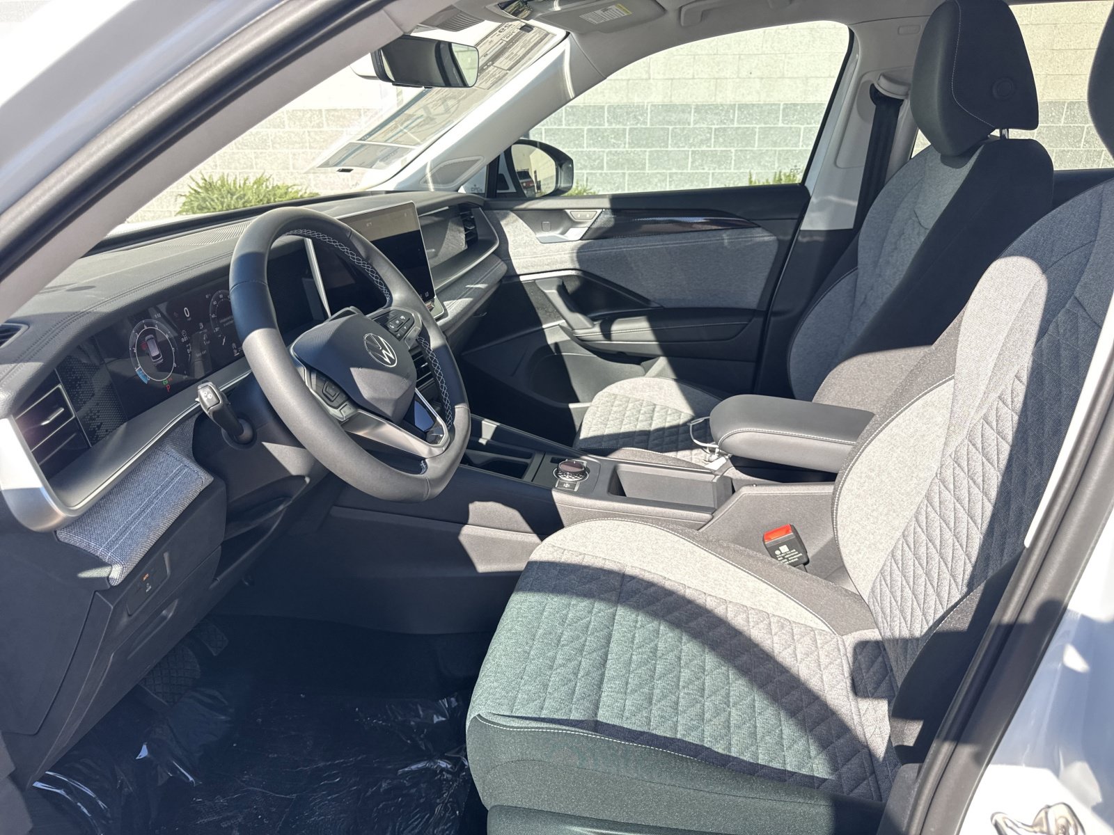 New 2026 Volkswagen Tiguan S FWD image 8