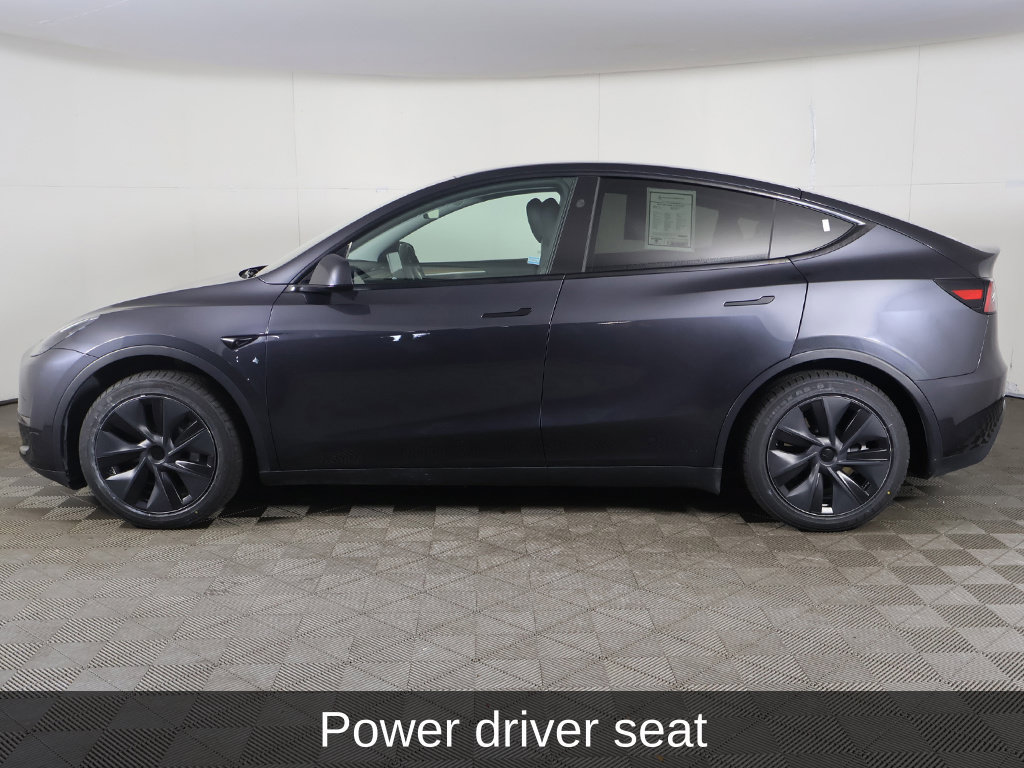 Used 2024 Tesla Model Y Long Range RWD image 20