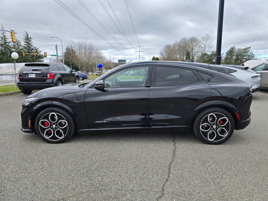 Used 2023 Ford Mustang Mach-E GT image 8