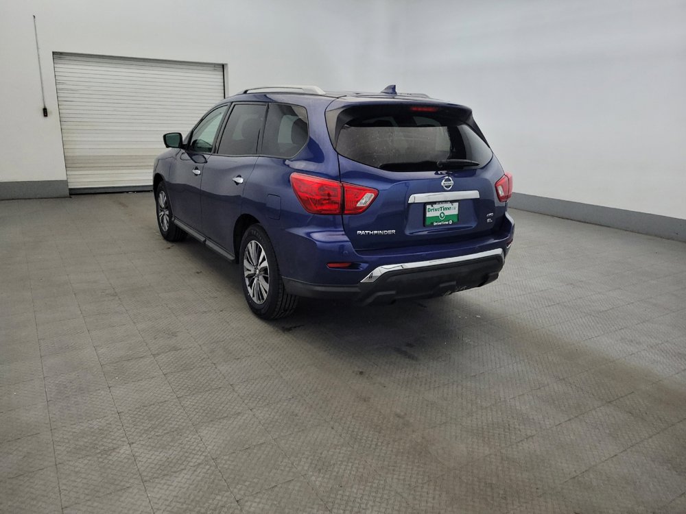 Used 2019 Nissan Pathfinder SL AWD/4WD image 5
