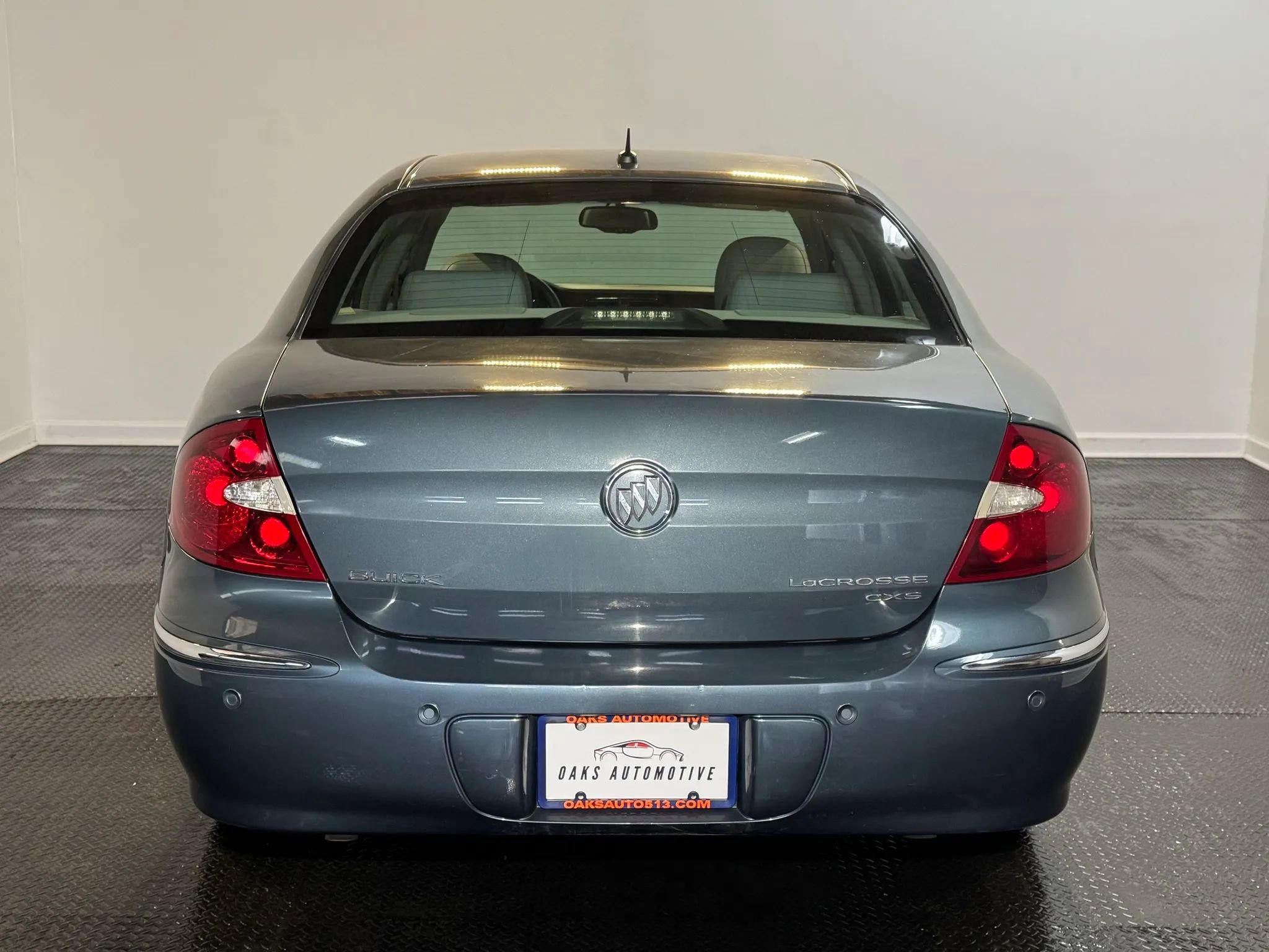 Used 2007 Buick LaCrosse CXS w/ Driver Confidence Package FWD image 5