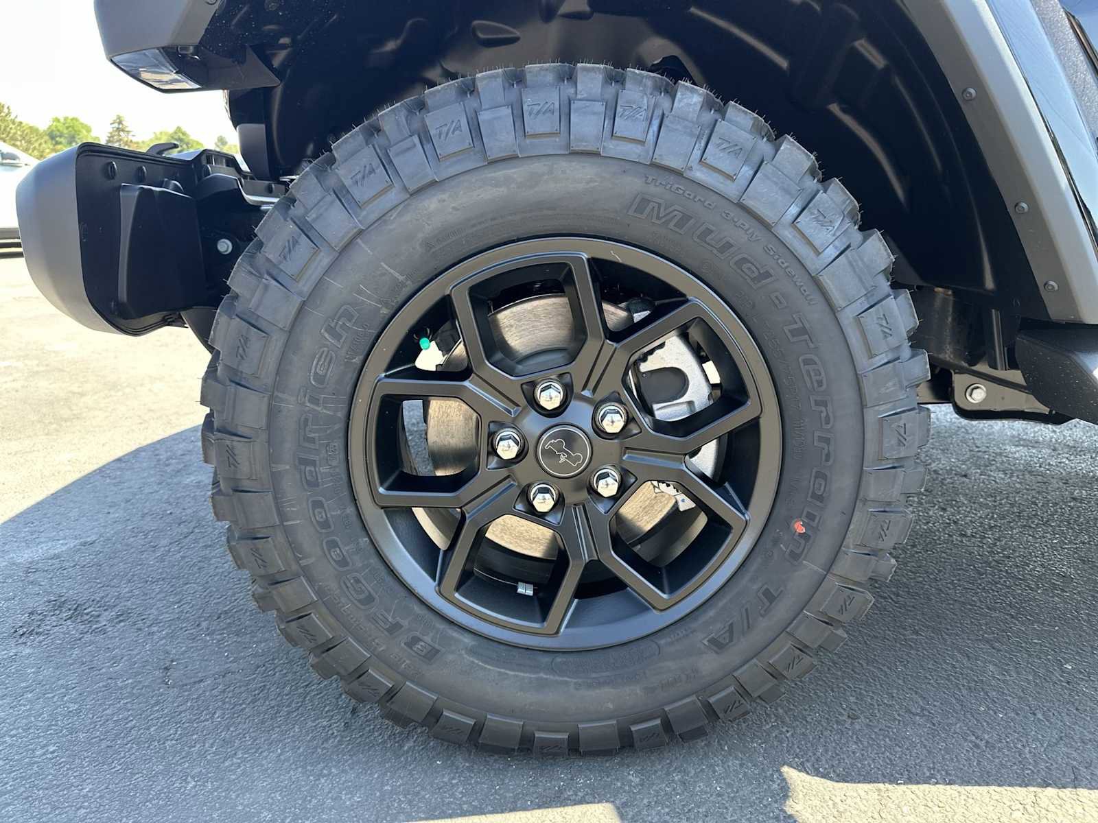 New 2025 Jeep Gladiator Sport image 17