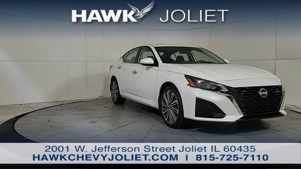 Used 2025 Nissan Altima 2.5 SL AWD/4WD image 9