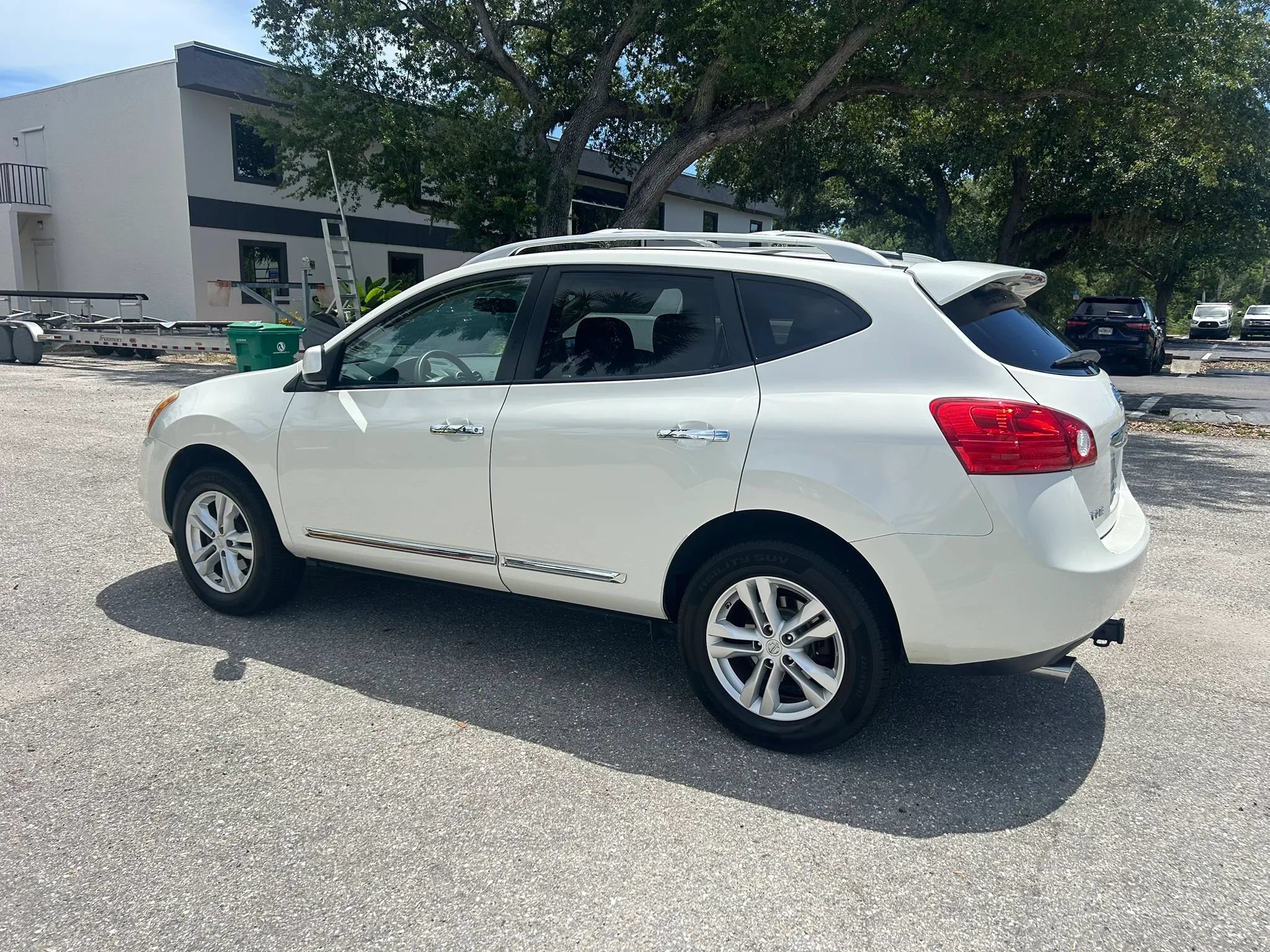 Used 2012 Nissan Rogue SV AWD/4WD image 24