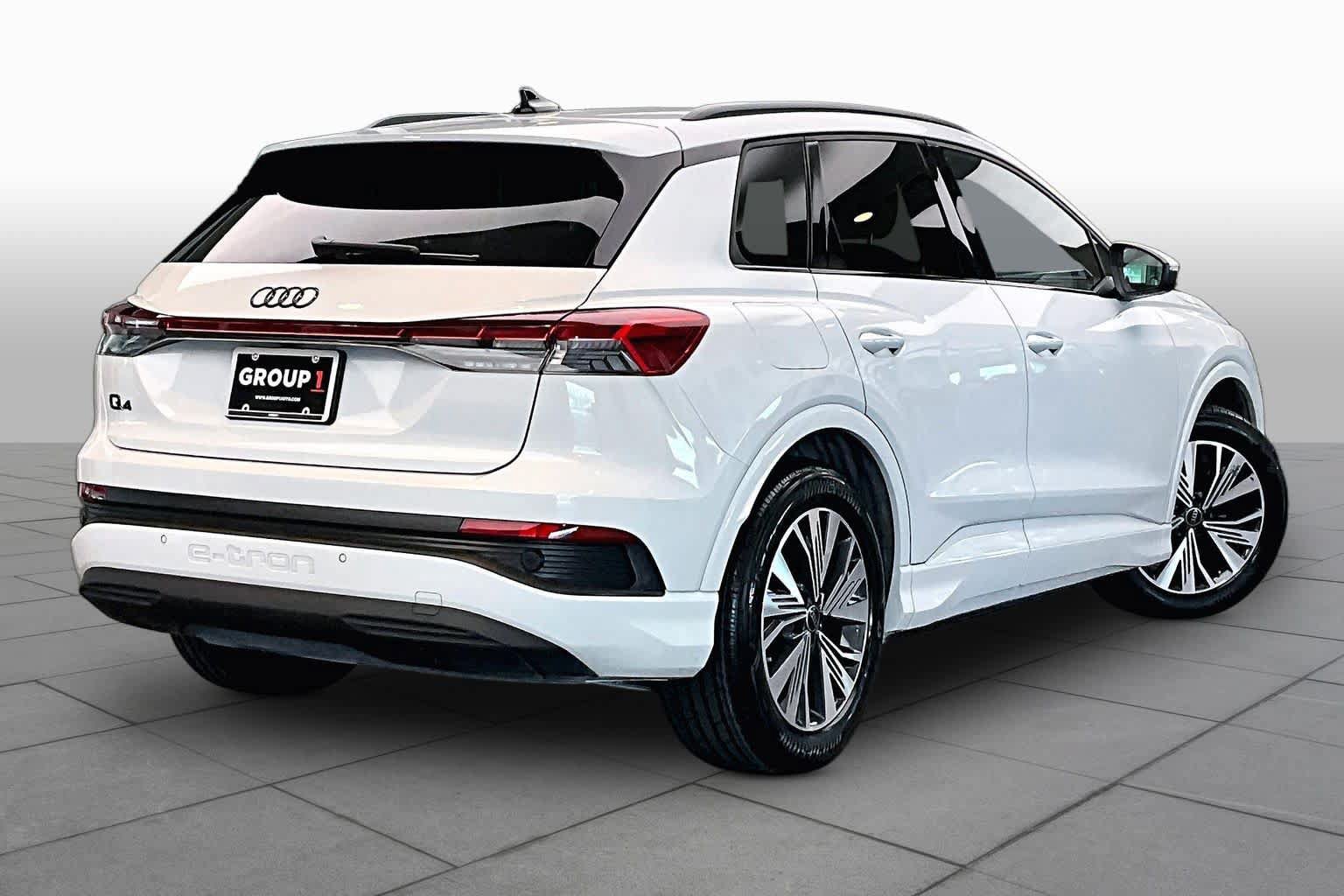 Used 2025 Audi Q4 e-tron Premium Plus w/ Premium Plus RWD image 11