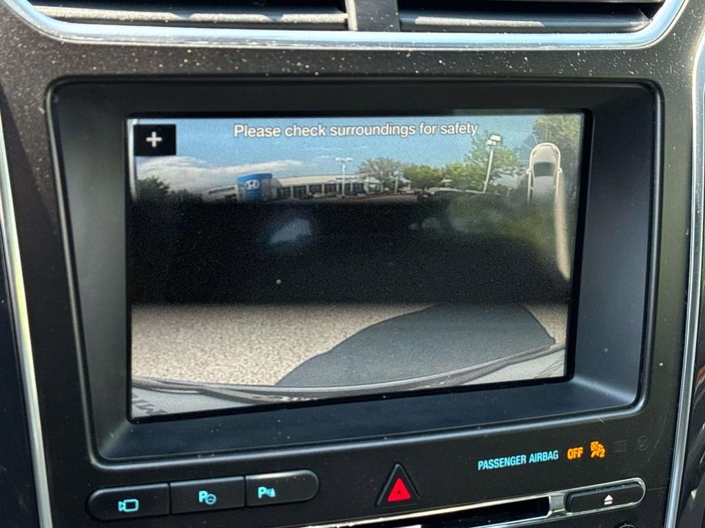 Used 2018 Ford Explorer Limited w/ Equipment Group 301A AWD/4WD image 5