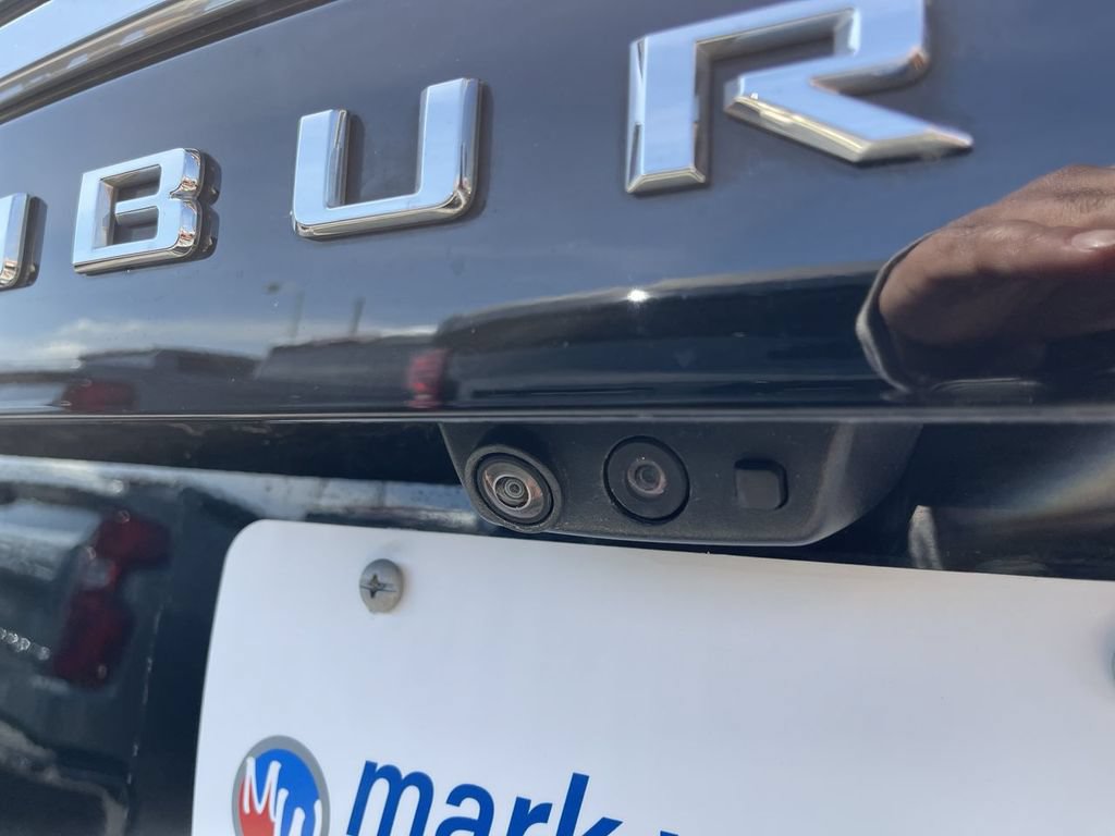 Used 2023 Chevrolet Suburban High Country w/ Max Trailering Package AWD/4WD image 9
