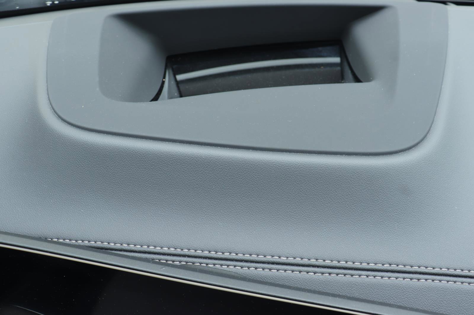 Used 2024 BMW X5 sDrive40i w/ Premium Package image 28