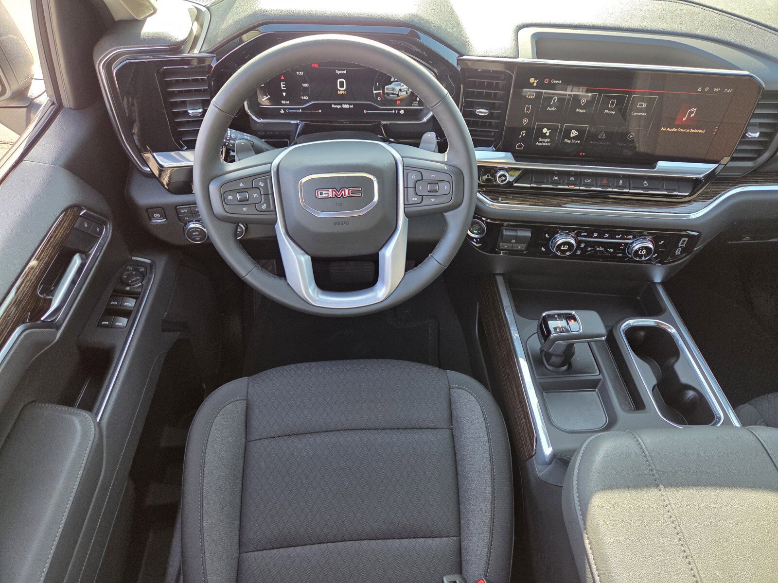 New 2025 GMC Sierra 1500 Elevation image 8