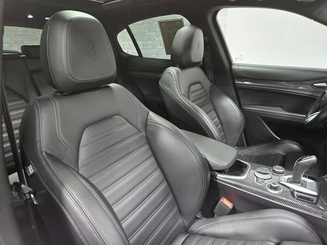 Used 2022 Alfa Romeo Stelvio Quadrifoglio w/ Active Assist Plus Package image 57