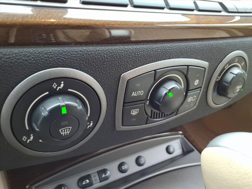 Used 2003 BMW Z4 3.0i image 23