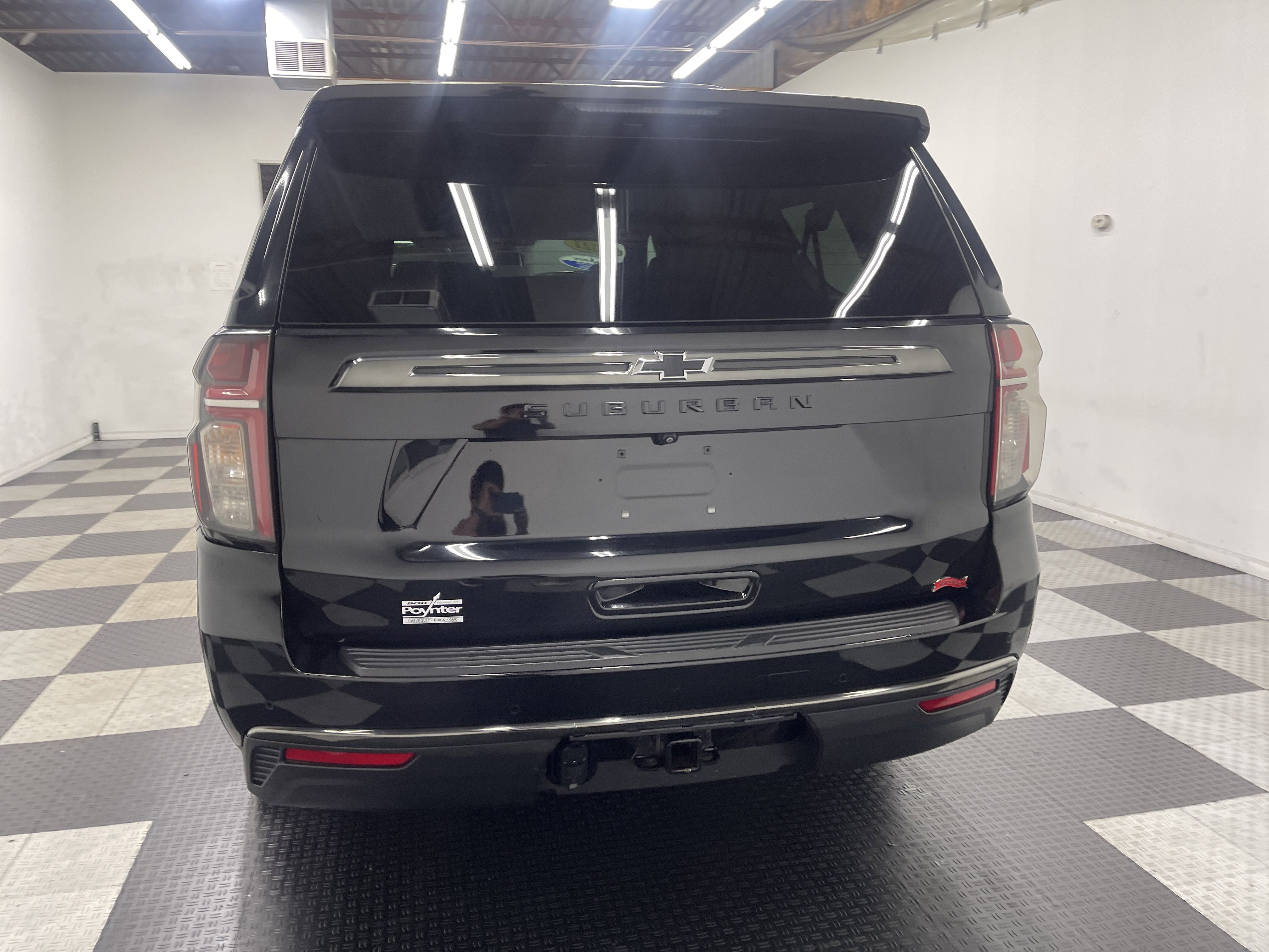 Used 2021 Chevrolet Suburban Z71 w/ Z71 Off-Road Package AWD/4WD image 3