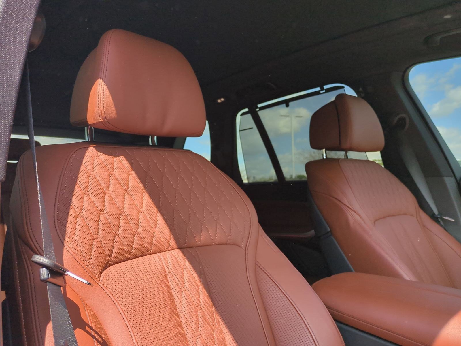 Certified 2025 BMW X5 xDrive40i w/ Executive Package image 34