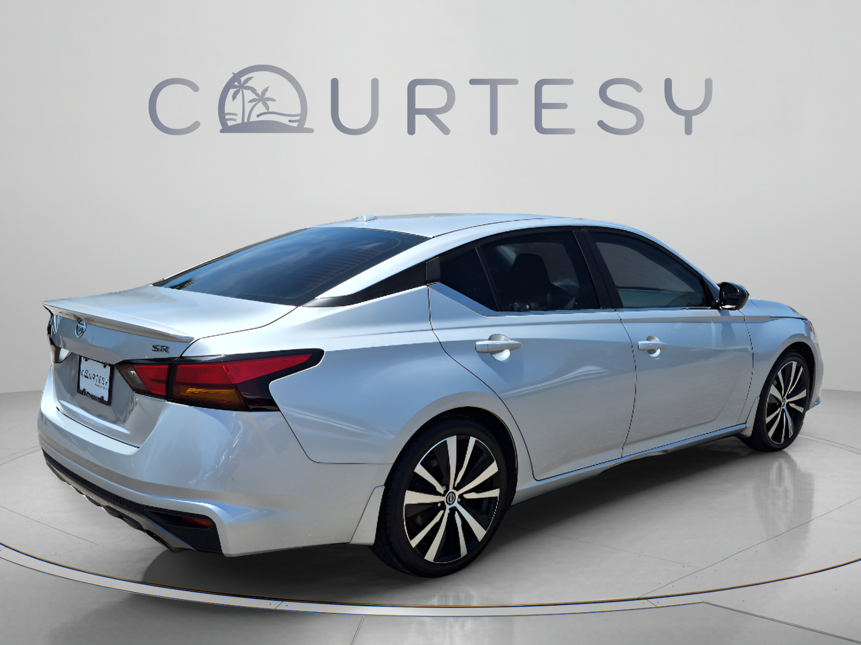 Used 2019 Nissan Altima 2.5 SR FWD image 7