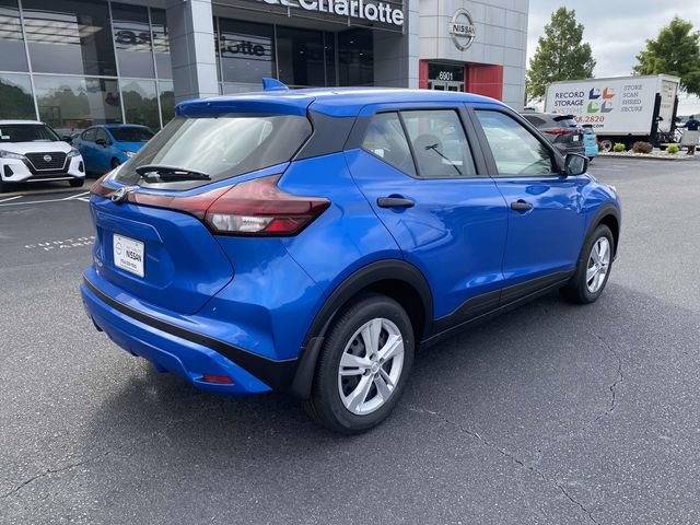 New 2025 Nissan Kicks Play S image 5