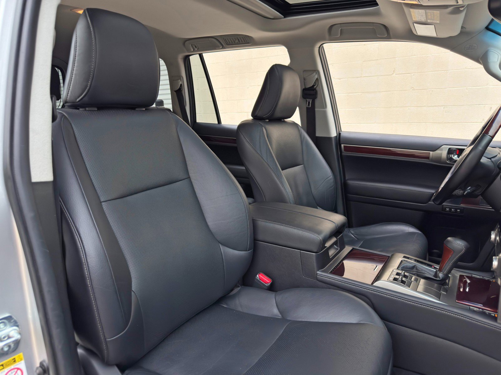 Used 2017 Lexus GX 460 Premium AWD/4WD image 38