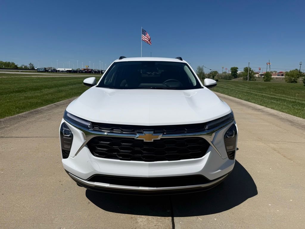 New 2026 Chevrolet Trax LT FWD image 10
